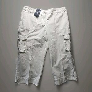 NWT Izod Cargo Capri Pants Women's 16 White Cotton Mid Rise Pockets Beach New